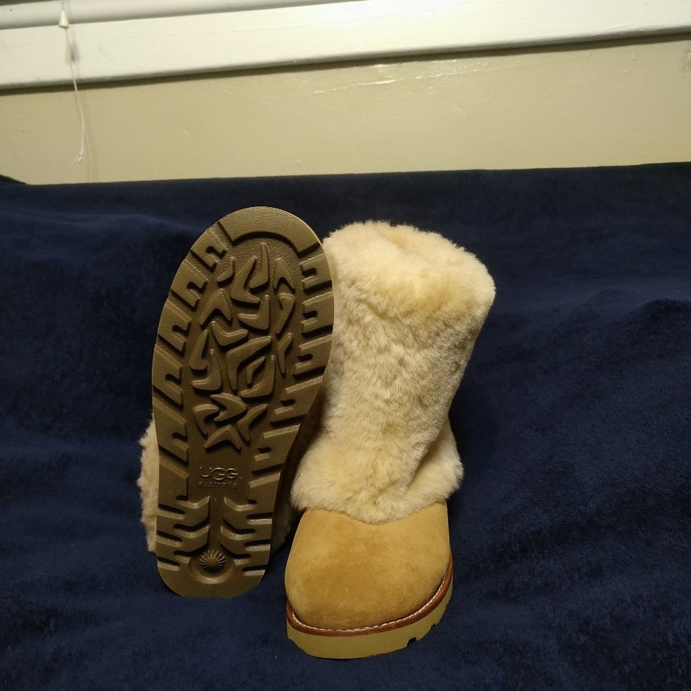 UGG  Australia Boots